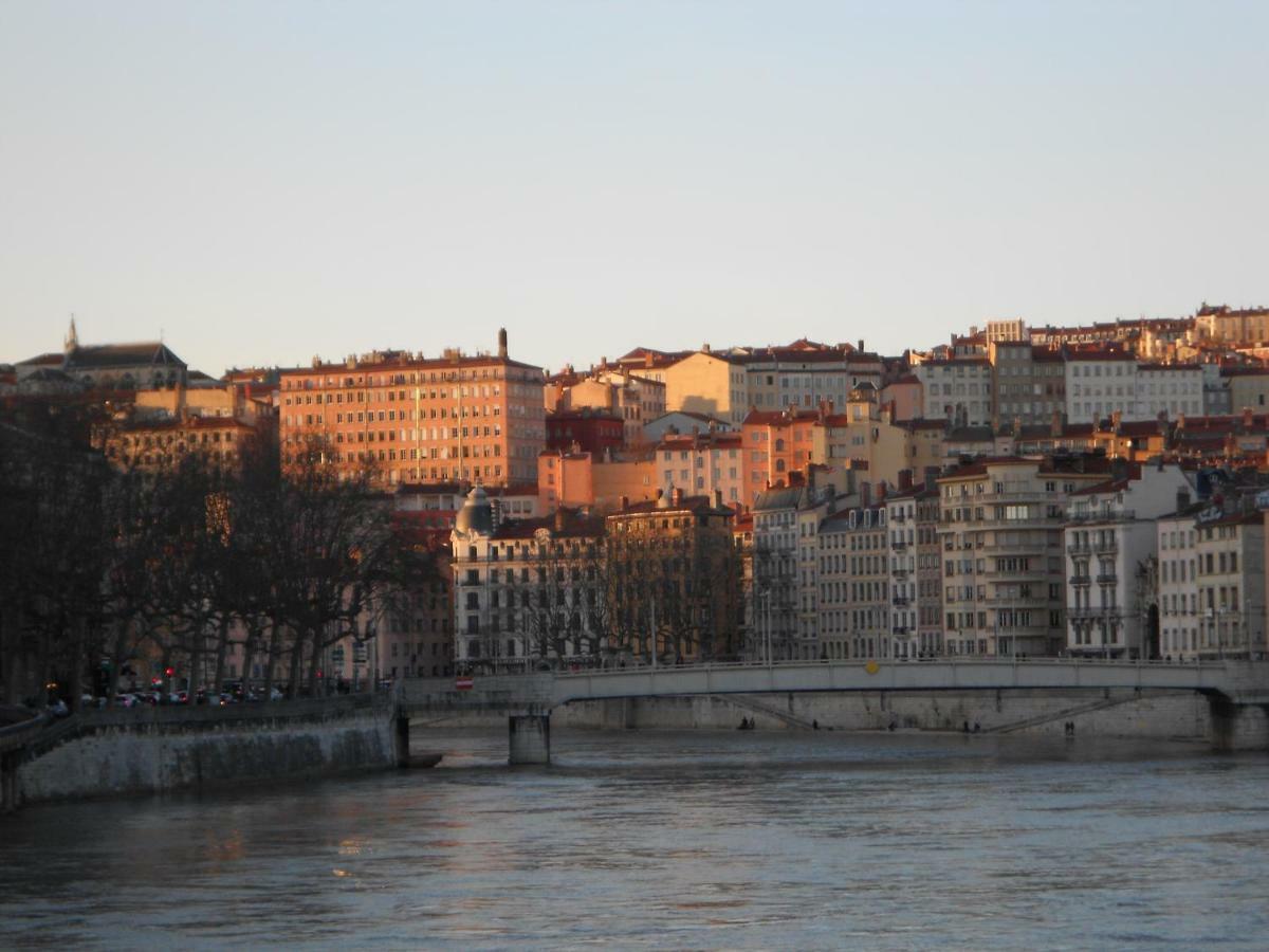 Gite Du Vieux Lyon Exterior photo